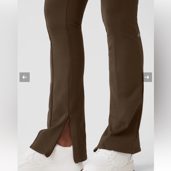 High-Waist 7/8 Zip It Flare Legging - Picture 5 of 7